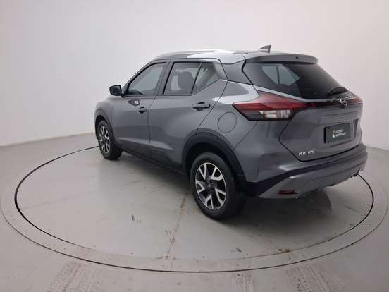 NISSAN-KICKS-2024