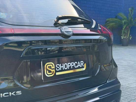 NISSAN-KICKS-2023