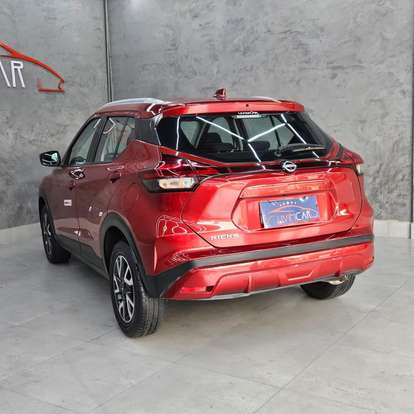 NISSAN-KICKS-2023