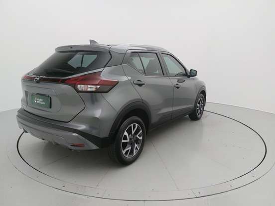 NISSAN-KICKS-2024