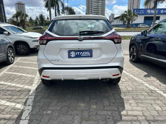 NISSAN-KICKS-2023