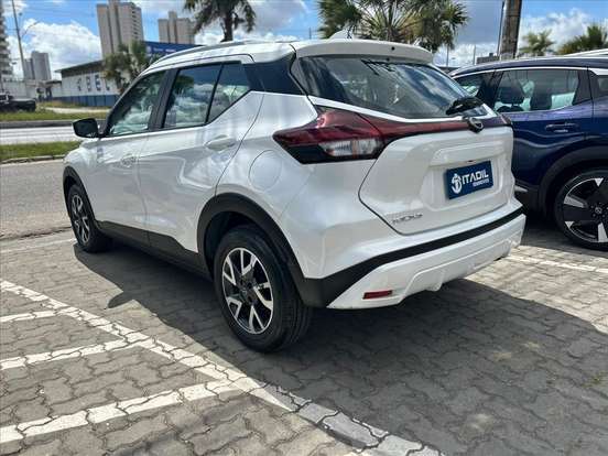 NISSAN-KICKS-2023