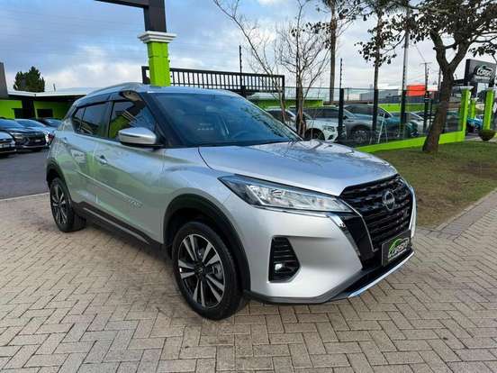 NISSAN-KICKS PLAY-2025