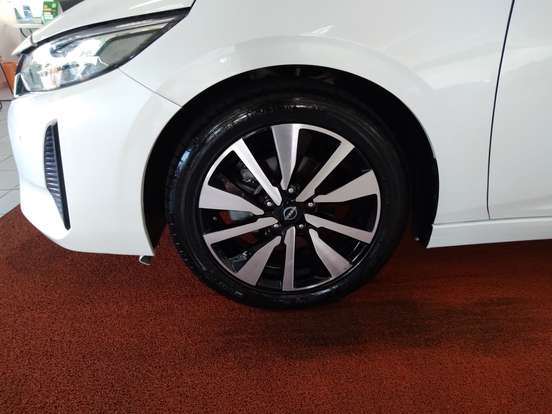 NISSAN-SENTRA-2024