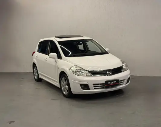 NISSAN TIIDA 1.8 SL 16V FLEX 4P AUTOMÁTICO