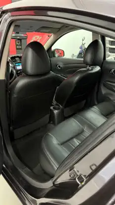 NISSAN-VERSA-2018