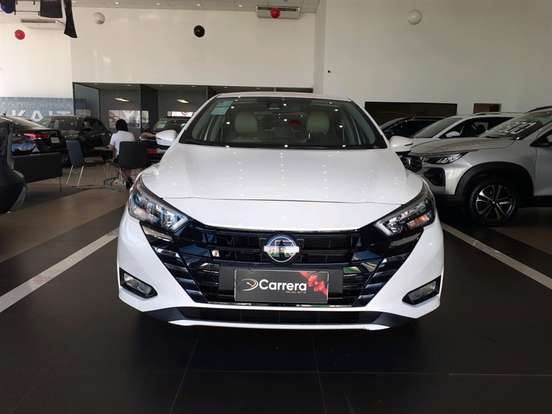 NISSAN-VERSA-2023