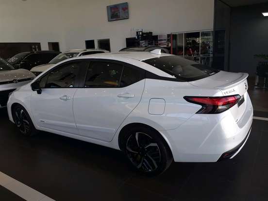 NISSAN-VERSA-2023