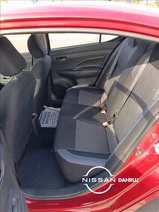 NISSAN-VERSA-2024