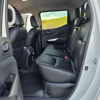 NISSAN-FRONTIER-2021