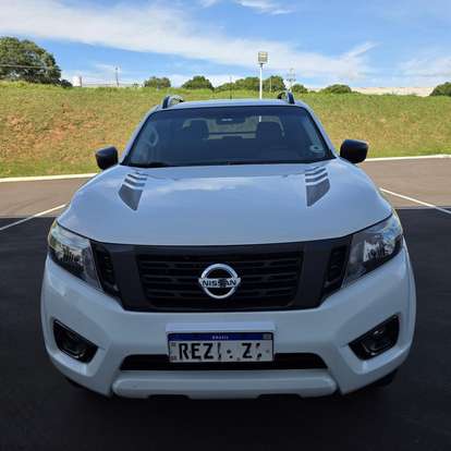 NISSAN-FRONTIER-2021
