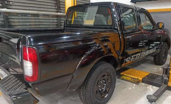 NISSAN-FRONTIER-2005