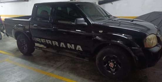 NISSAN-FRONTIER-2005