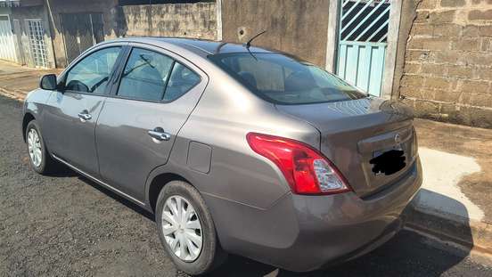 NISSAN-VERSA-1.6 16V FLEX SV 4P MANUAL NISSAN-VERSA-2014