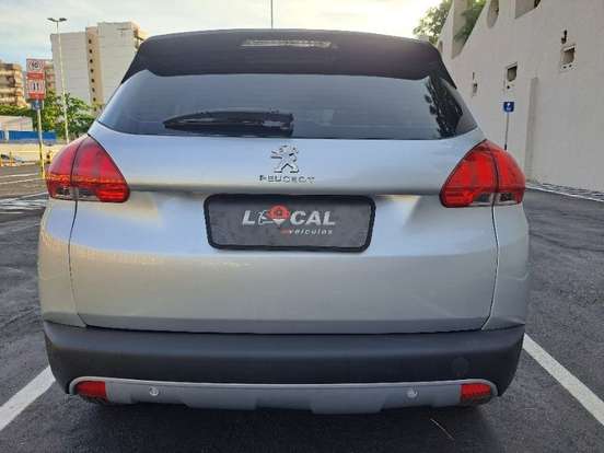 PEUGEOT-2008-2017