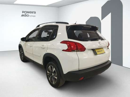 PEUGEOT-2008-2022