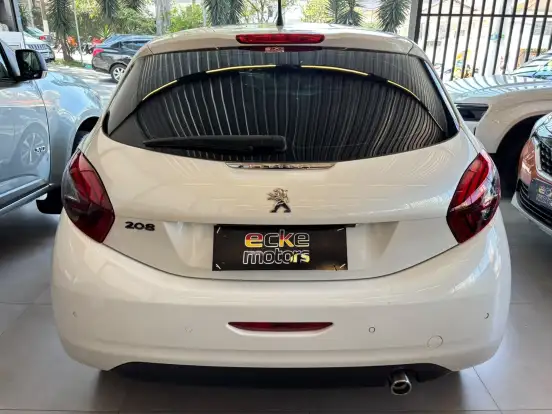 PEUGEOT-208-2016