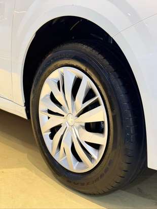 PEUGEOT-208-2023