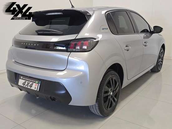 PEUGEOT-208-2023