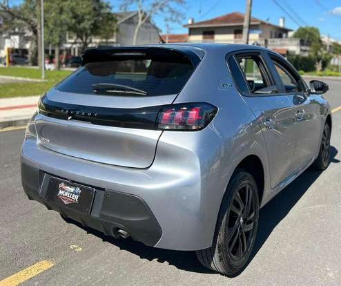 PEUGEOT-208-2023