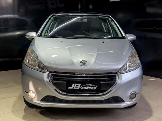 PEUGEOT-208-2013