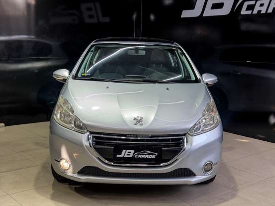 PEUGEOT-208-2013