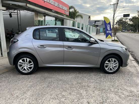 PEUGEOT-208-2022