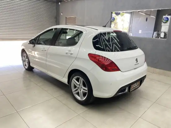 PEUGEOT-308-2013