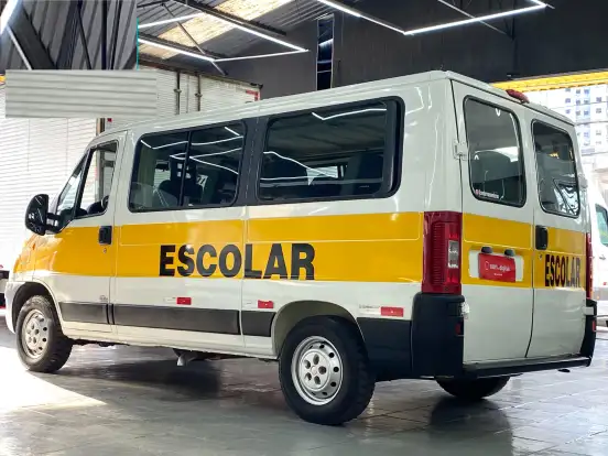PEUGEOT-BOXER-2015