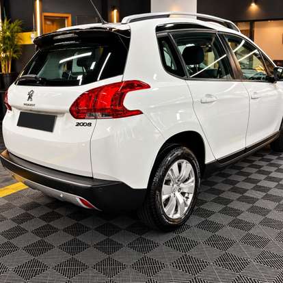 PEUGEOT-2008-2015