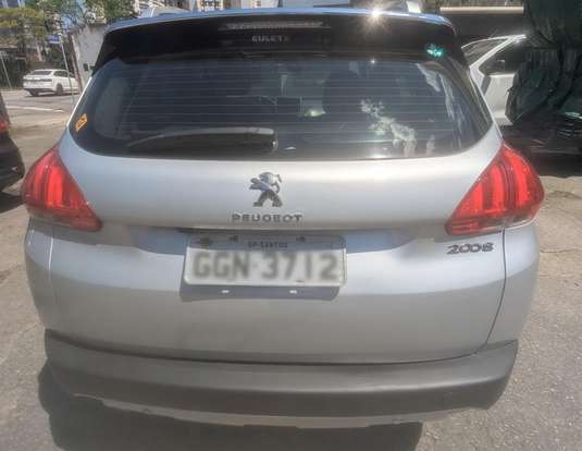 PEUGEOT-2008-2017