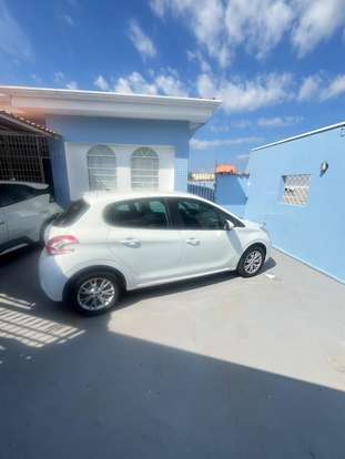 PEUGEOT-208-2014
