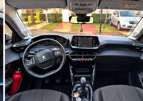 PEUGEOT-208-2021