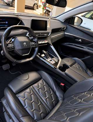 PEUGEOT-3008-2022