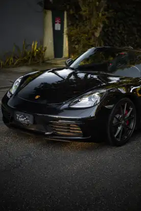 PORSCHE-718-2021