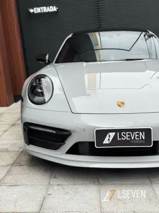 PORSCHE-911-2021
