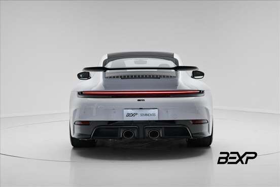 PORSCHE-911-2025