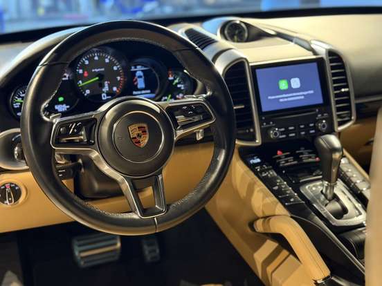 PORSCHE-CAYENNE-3.0 S PLATINUM EDITION V6 HÍBRIDO 4P TIPTRONIC PORSCHE-CAYENNE-2017