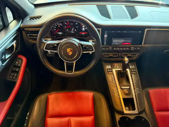 PORSCHE-MACAN-2.0 16V GASOLINA 4P AUTOMÁTICO PORSCHE-MACAN-2021