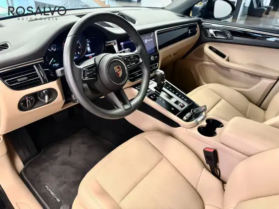 PORSCHE-MACAN-2023