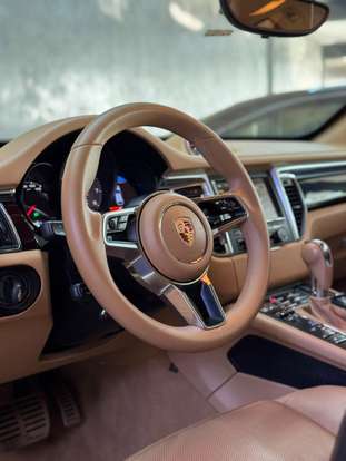 PORSCHE-MACAN-2014