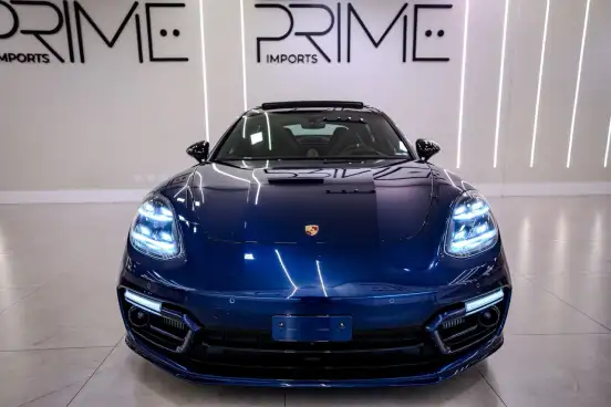 PORSCHE-PANAMERA-2023