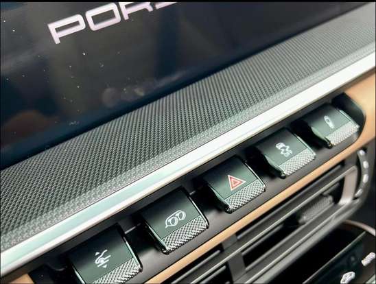 PORSCHE-911-2023