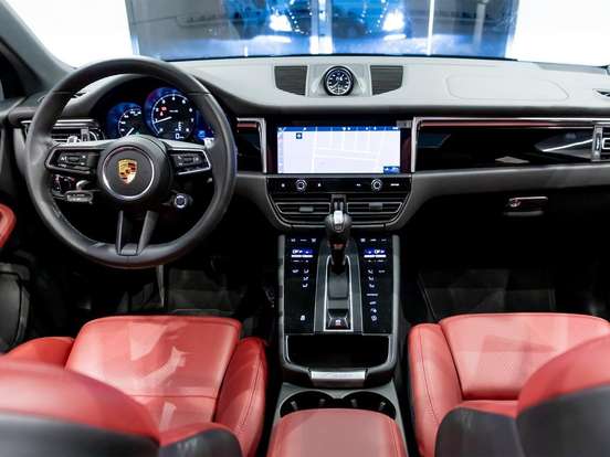 PORSCHE-MACAN-2022