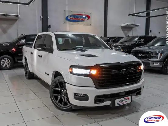 RAM-1500-3.0 HURRICANE 6 BITURBO GASOLINA LARAMIE NIGHT EDITION CD 4X4 AUTOMÁTICO RAM-1500-2024