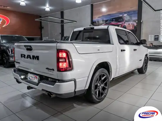 RAM-1500-3.0 HURRICANE 6 BITURBO GASOLINA LARAMIE NIGHT EDITION CD 4X4 AUTOMÁTICO RAM-1500-2024