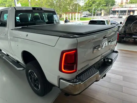 RAM-2500-6.7 I6 TURBO DIESEL LARAMIE CD 4X4 AUTOMÁTICO RAM-2500-2025