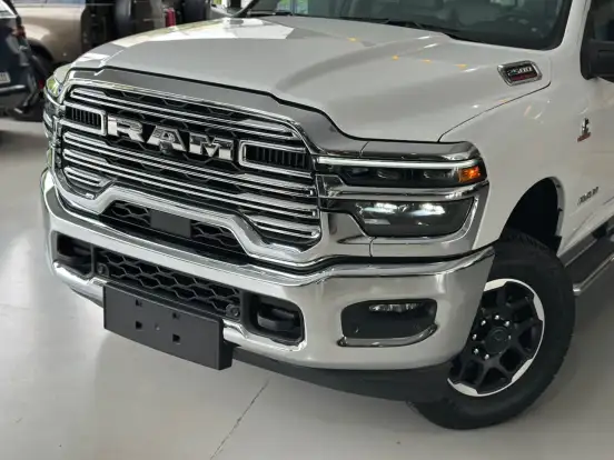 RAM-2500-6.7 I6 TURBO DIESEL LARAMIE CD 4X4 AUTOMÁTICO RAM-2500-2025