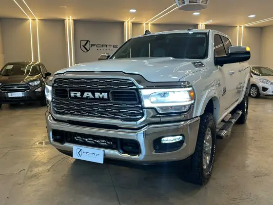 RAM 2500 6.7 I6 TURBO DIESEL LARAMIE CD 4X4 AUTOMÁTICO