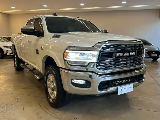 RAM-2500-6.7 I6 TURBO DIESEL LARAMIE CD 4X4 AUTOMÁTICO RAM-2500-2020
